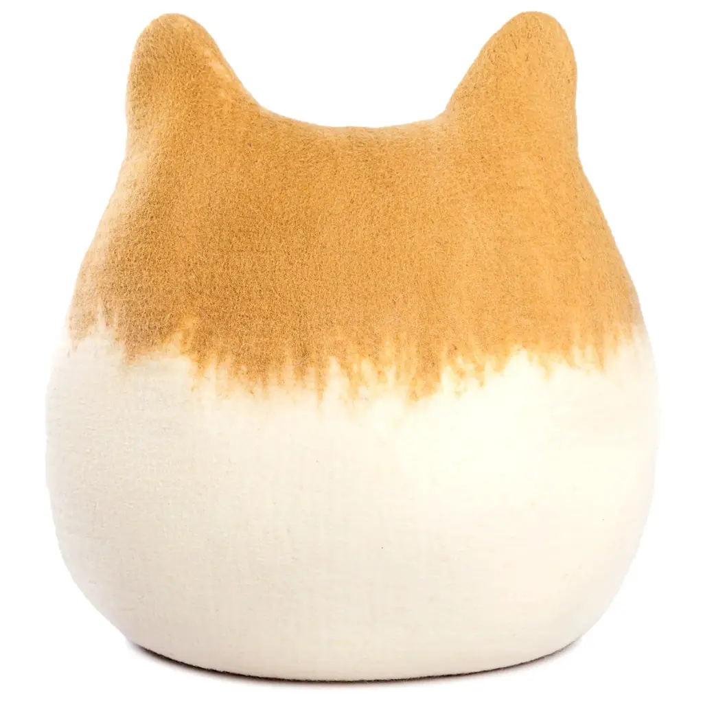 Unveiling-the-Cozy-Haven_-Felt-Cat-Cave-Best-Himalaya-125287031.webp