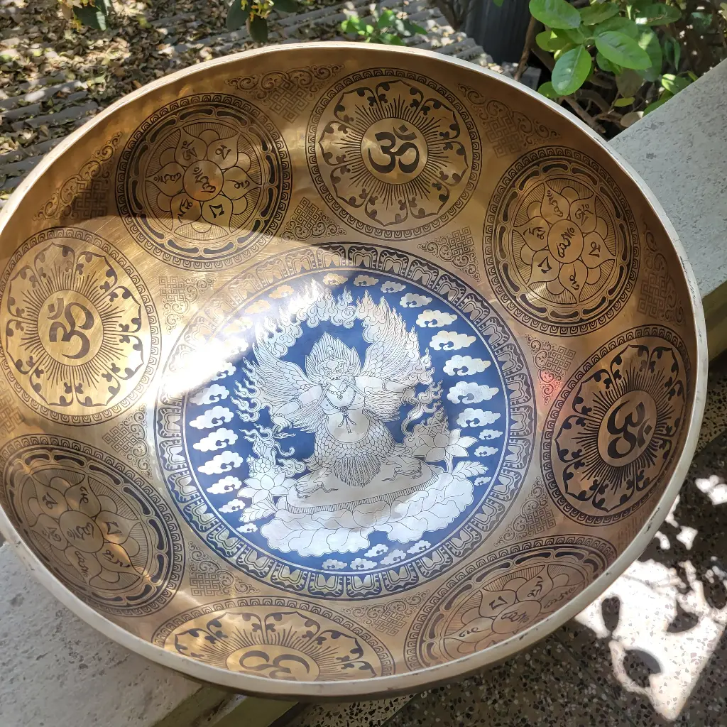 Guardian Deity Singing Bowl (22 inches)